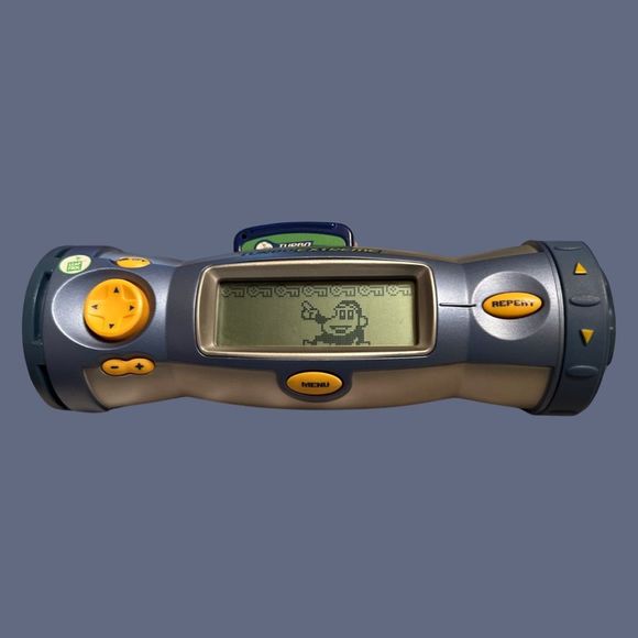 Leap Frog Turbo Twist Extreme Handheld  2 Turbo Extreme Cartridges Grades 3 & 4 - Picture 7 of 10